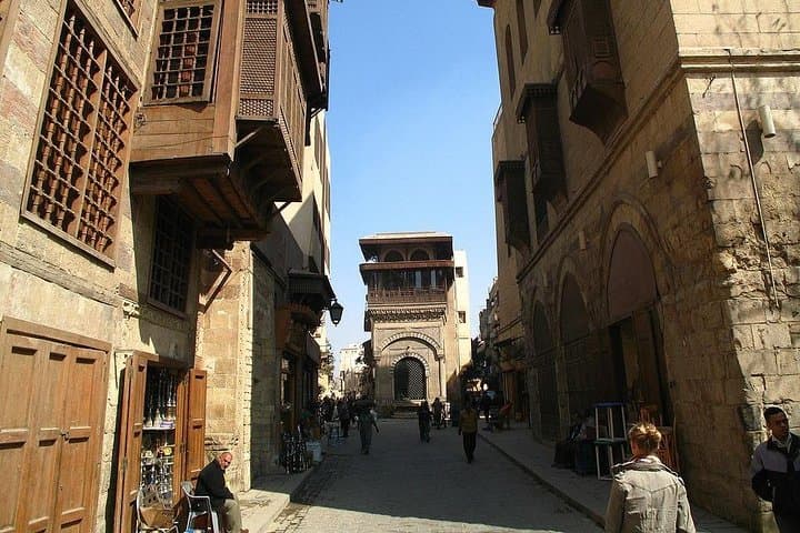 Hurghada to Giza: Day Flight to the Pyramids & Egyptian Museum photo 3
