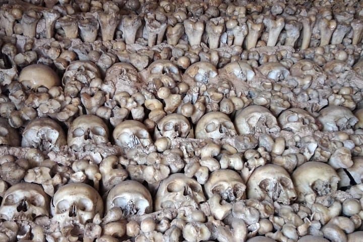 Explore Silves Castle and Old Town: Private Tour with Chapel of Bones Stop photo 3
