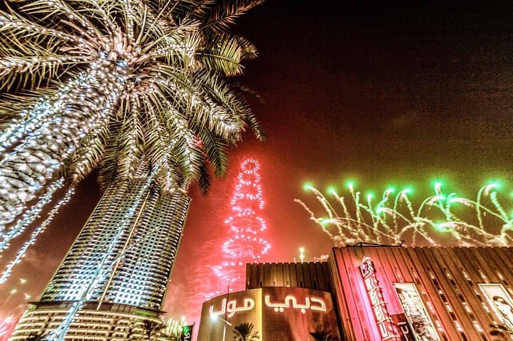 VIP Burj Khalifah & Modern Dubai City Tour — At The Top Experience photo 5