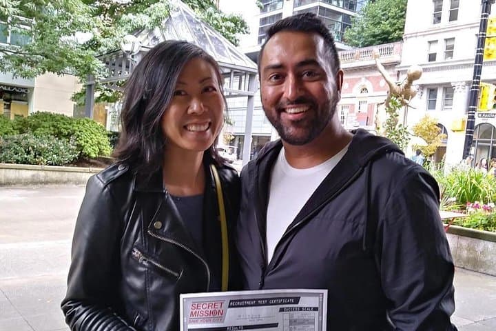 Valentine's Mystery Game in Gastown — Interactive Downtown Vancouver Experience photo 3