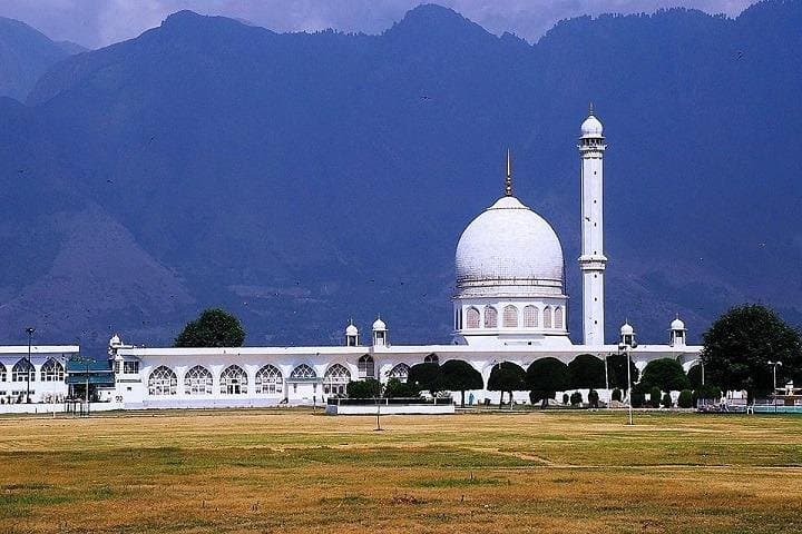 Luxury Kashmir Tour: 7 Nights, 8 Days — Srinagar, Gulmarg, Pahalgam & Sonamarg photo 3