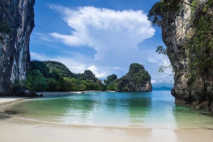 Private Honeymoon Sunset Tour to Hong Islands — Romantic Longtail Cruise from Krabi photo 5