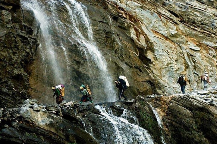 Annapurna Circuit Trek: 18-Day Heritage Route over Thorong La photo 4