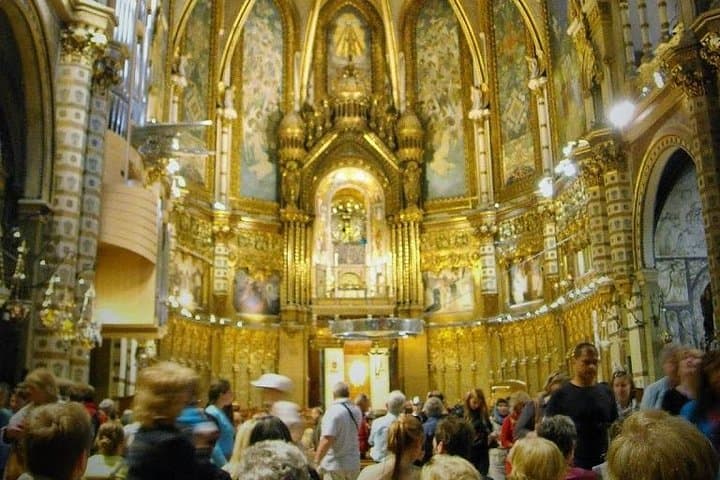 Montserrat Cable Car & Monastery Tour from Barcelona: Train, Basilica & Scenic Views photo 3