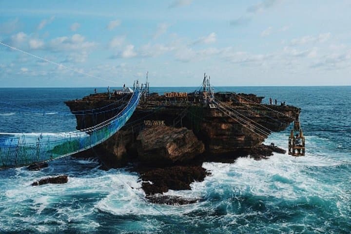 Jomblang Cave & Timang Beach Day Trip: Underground Light and Coastal Gondola from Yogyakarta photo 3