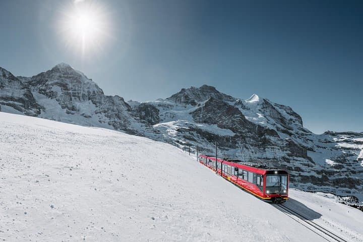 Private Day Trip from Geneva to Interlaken — Jungfrau, Schilthorn & Harder Kulm
