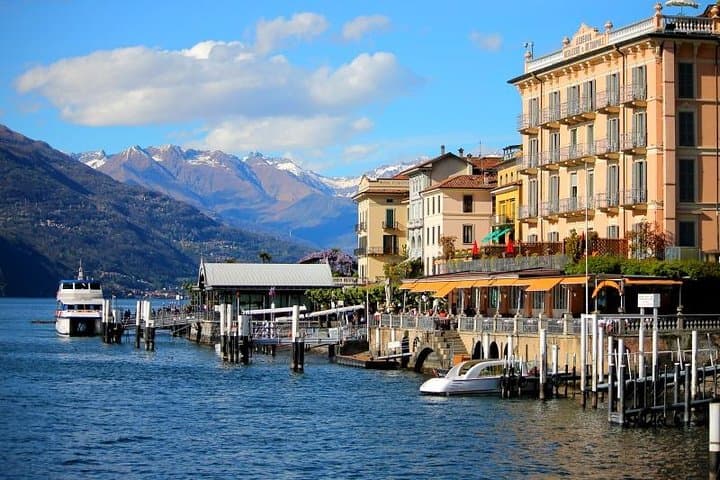 Bellagio to Villa Carlotta: Private Guided Walking Tour on Lake Como