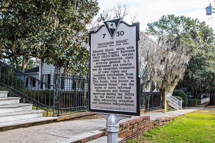 Beaufort History and Film Location Minibus Tour photo 2