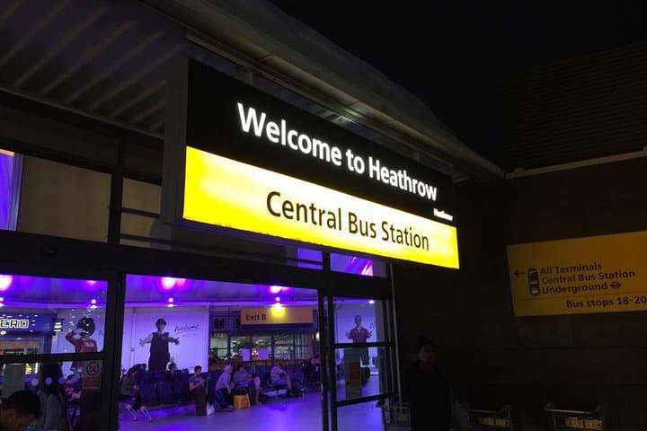 Maximize Your Heathrow Layover: Private 4–8 Hour London Highlights Tour photo 2