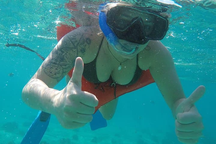 Isla Mujeres Snorkeling Tour: Lighthouse Reef, MUSA & Manchones (3-Hour) photo 4
