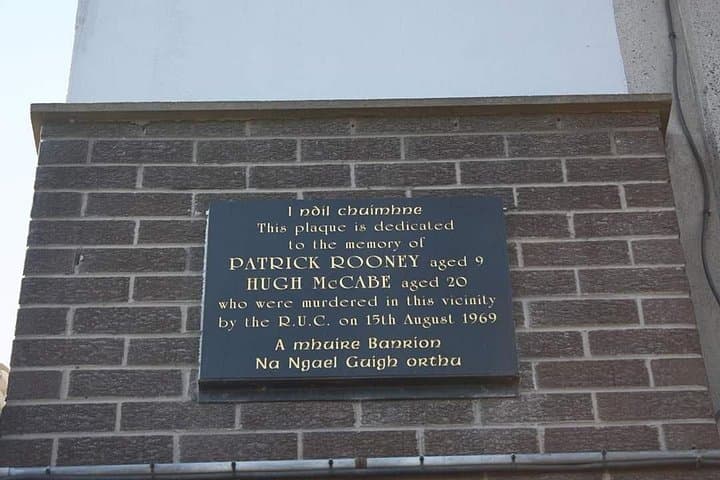 Inside Belfast’s Black Taxi Murals Tour: History, Peace Walls & City Stories photo 4