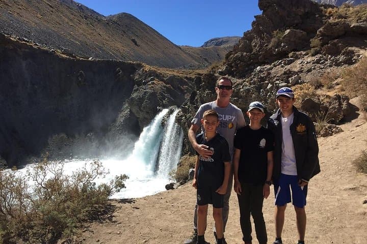 El Yeso & Los Patos Private 4x4 Tour with Hot Springs from Santiago photo 4