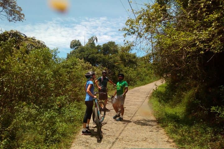 Knuckles East Mountain Bike Loop from Kandy — Challenging Half-Day Ride photo 2