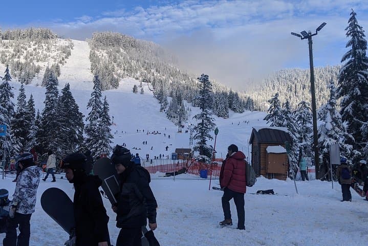 Cypress Mountain Private Adventure from Vancouver: Ski, Snowshoe, and Sunset Views photo 4