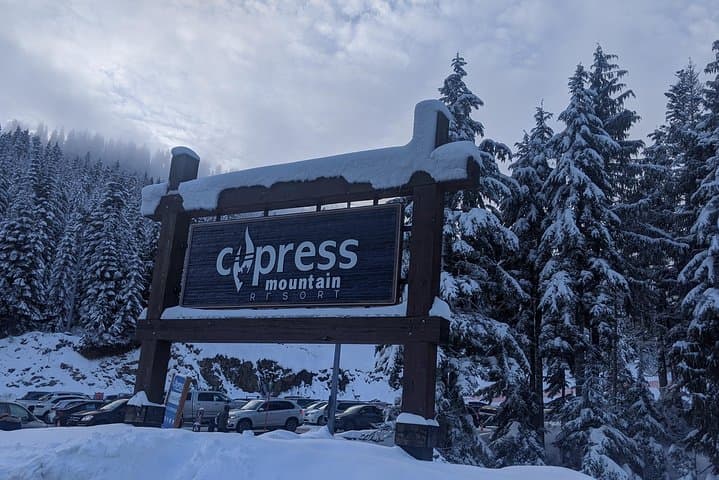 Cypress Mountain Private Adventure from Vancouver: Ski, Snowshoe, and Sunset Views