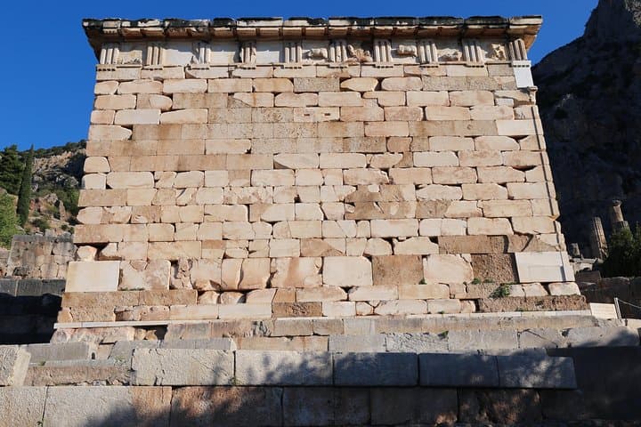 10-Day Private Tour of Northern Greece — Delphi, Meteora, Olympus & Pelion photo 5