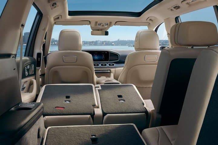 Private Luxury Car Tour Dubai & Abu Dhabi — Custom SUV Sightseeing photo 5