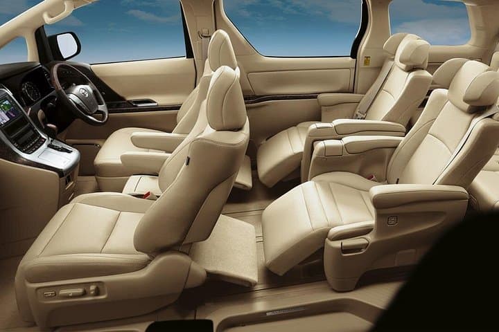 Dubai Private Car and Bus Tour — Flexible Multi‑Vehicle City & Desert Transfers photo 3
