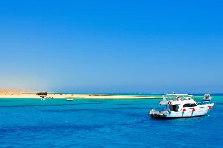 Giftun Island Snorkel Trip from Hurghada — Reef Cruises & Dolphin Watching photo 4