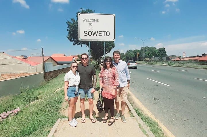 Johannesburg and Soweto Guided Tour: 5-Hour Heritage and Township Experience