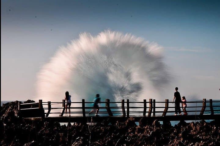 South Bali Day Tour: Uluwatu, GWK, Nusa Dua Water Blow & Pandawa Beach photo 2