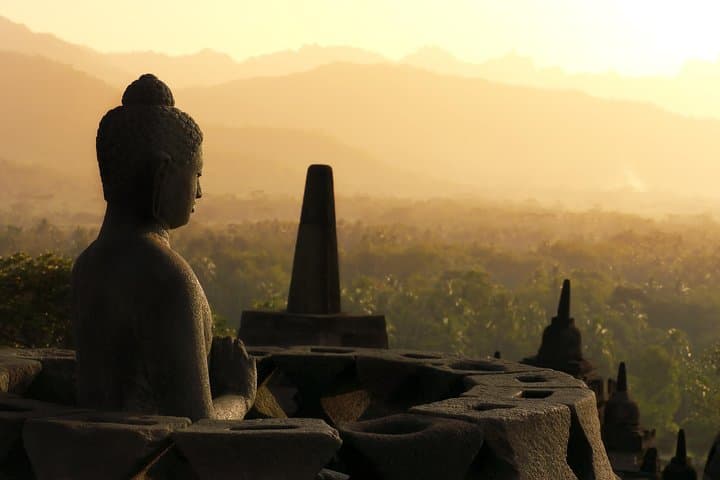 Sunrise at Borobudur: Early-Morning Temple Tour from Yogyakarta photo 2