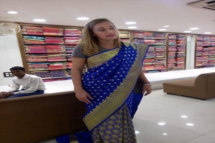 Ultimate Delhi Wedding Shopping: Chandni Chowk to Shahpur Jat photo 4