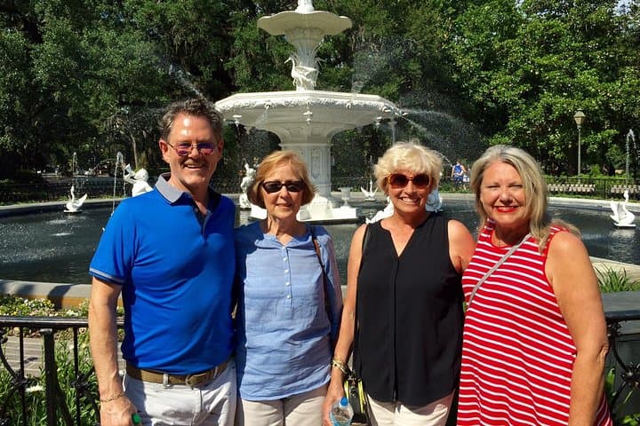 Savannah Historic District Small-Group Walking Tour: Riverfront Squares & Southern Stories photo 6
