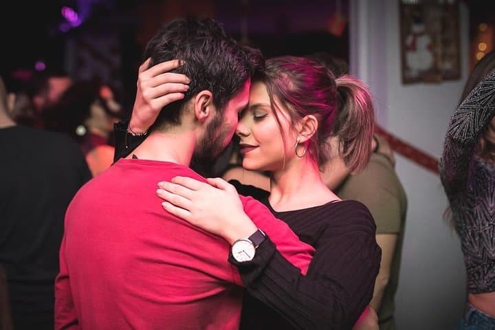 Sao Paulo Zouk Lovers Dance Experience — 90-Minute Brazilian Zouk Class photo 2