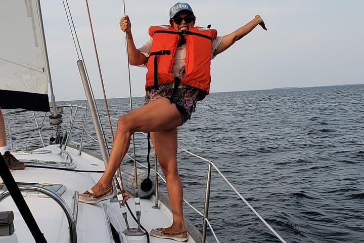Sailboat Cruise on Chesapeake Bay — 2.5-Hour Day Sails from Chesapeake Beach photo 5