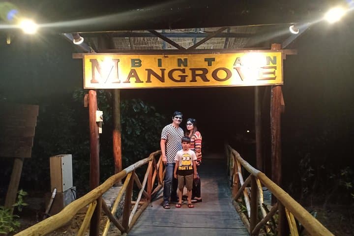 Bintan Fireflies Discovery: Night Boat Cruise on the Sebong River photo 4