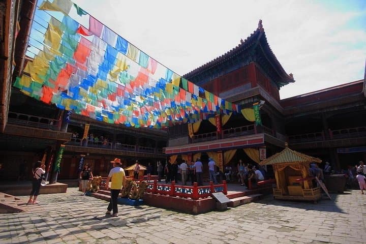2-Day Private Chengde & Jinshanling Great Wall Tour from Beijing — Hike the Ming-Era Ramparts photo 5