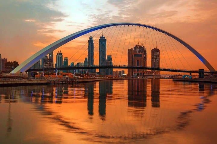 Dubai Canal Dhow Dinner Cruise: Evening Buffet, Lights & Live Performance photo 2