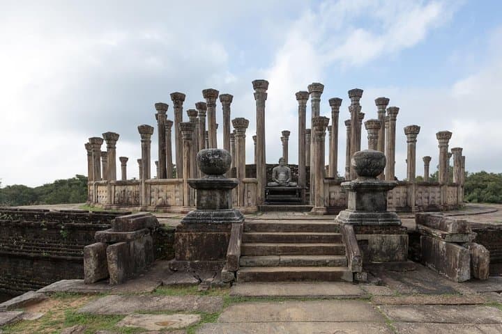 Dambulla and Polonnaruwa Day Tour from Habarana — Golden Temple to Ancient City photo 5