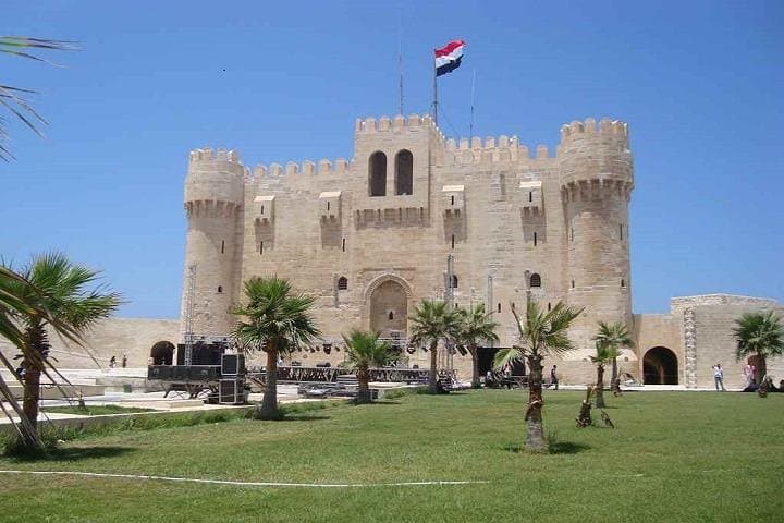 3-Day Giza, Fayoum & Alexandria Tour — Pyramids, Whale Valley & Nile Cruise photo 3