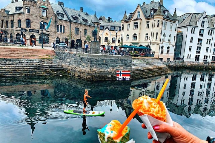 Two-Hour Ålesund Private Sightseeing Tour — Aksla Views & Art Nouveau Walk photo 6