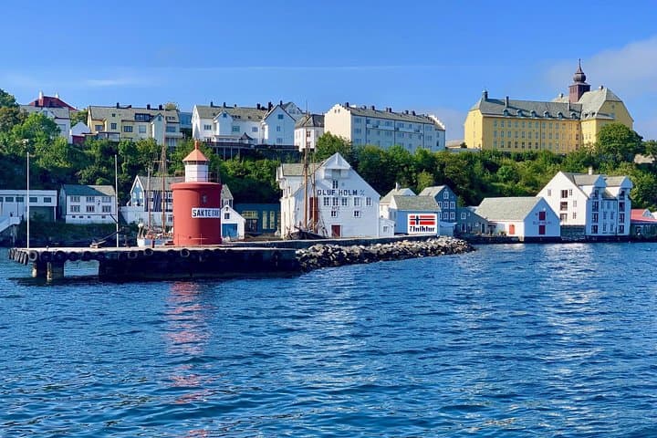 Two-Hour Ålesund Private Sightseeing Tour — Aksla Views & Art Nouveau Walk