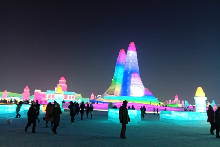 Harbin Ice & Snow Transfer: Sun Island to Ice and Snow World in an Afternoon photo 6