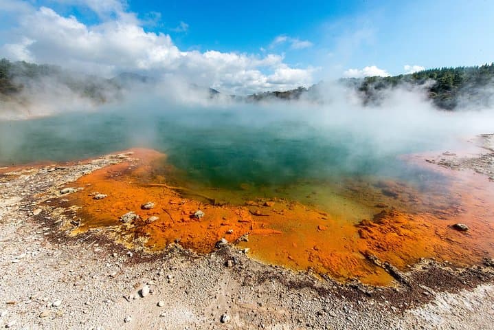 3-Day Waitomo, Hobbiton & Rotorua Adventure from Auckland photo 4