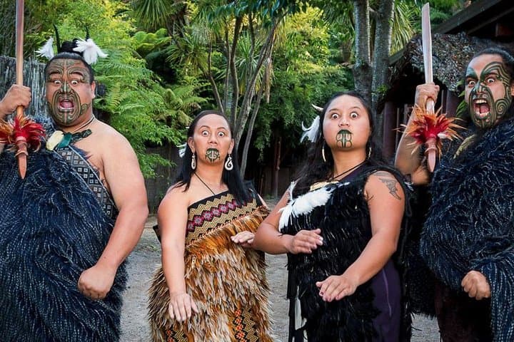 3-Day Waitomo, Hobbiton & Rotorua Adventure from Auckland photo 5