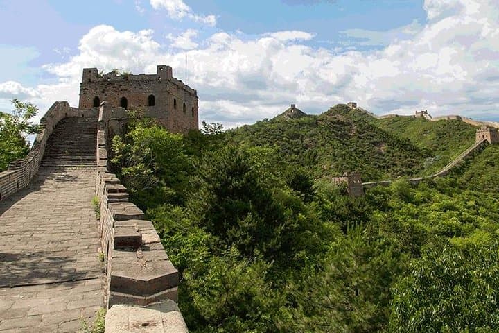 Jiankou to Mutianyu Great Wall Trek — Wild Sections & Restored Ramparts photo 3