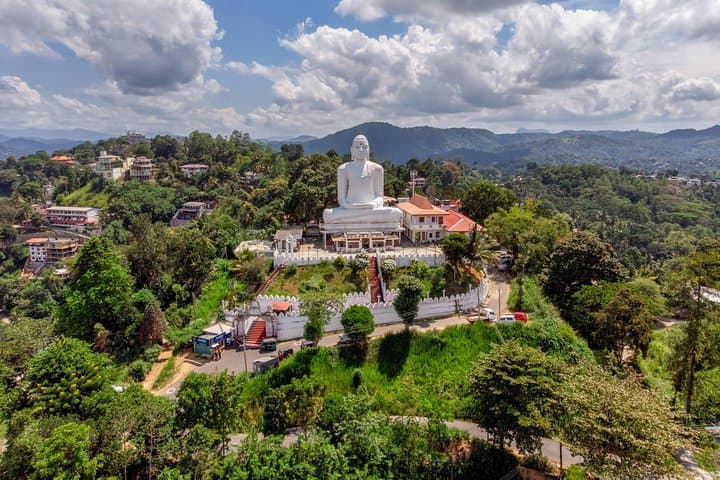 Temple Run Tour from Kandy — Full-Day Private Circuit to Five Historic Buddhist Temples photo 4