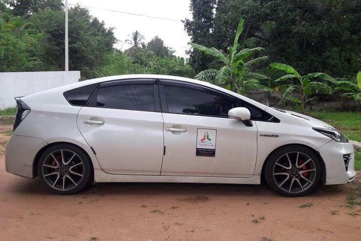 Private Transfer from Negombo to Yala: Comfortable 6–6.5 Hour Door-to-Door Ride photo 4