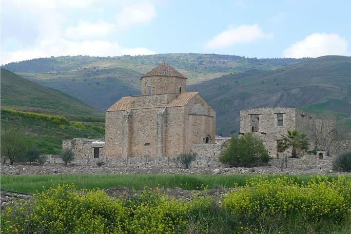 Vouni Panagias & Xeros Potamos Valley Walk — Guided Hike from Pano Panayia