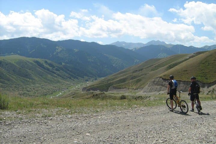 Three-Day Mountain Bike Tour: Almaty to Bartogai, Kolsay & Kaindy Lakes