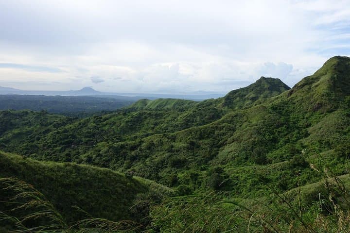 Day Hike Mt. Batulao (811 m) — Accessible Ridge Walk from Manila photo 3