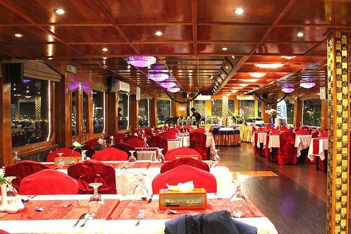 Dubai Marina Dhow Cruise: Evening Sightseeing & Dinner on a Traditional Arab Dhow photo 3