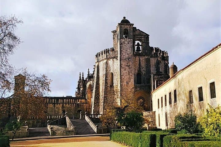 Knights Templar Private Tour: Tomar, Almourol & Convent of Christ Day Trip photo 2