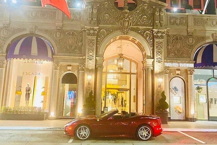 Drive a Ferrari from Hollywood to Beverly Hills: 1-Hour Luxury Tour photo 4