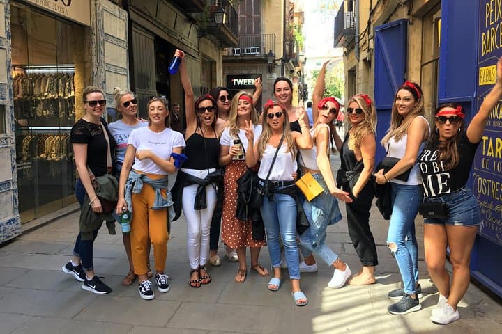 Offline Barcelona Treasure Hunt: The Artist Trail Through El Born photo 5
